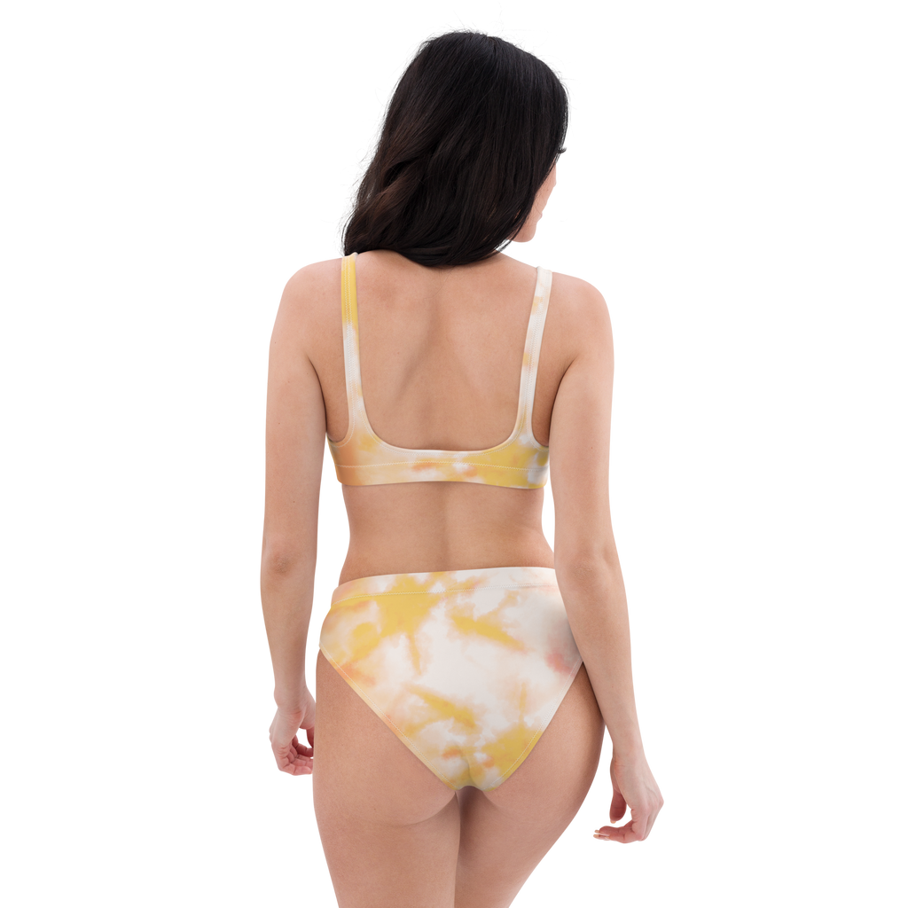 Recycelter High-Waist-Bikini in Gelb und Weiß im Batik-Design